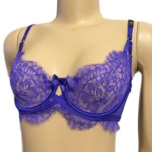 Victoria’s Secret Very Sexy Unlined Demi eyelash lace bra purple 32D